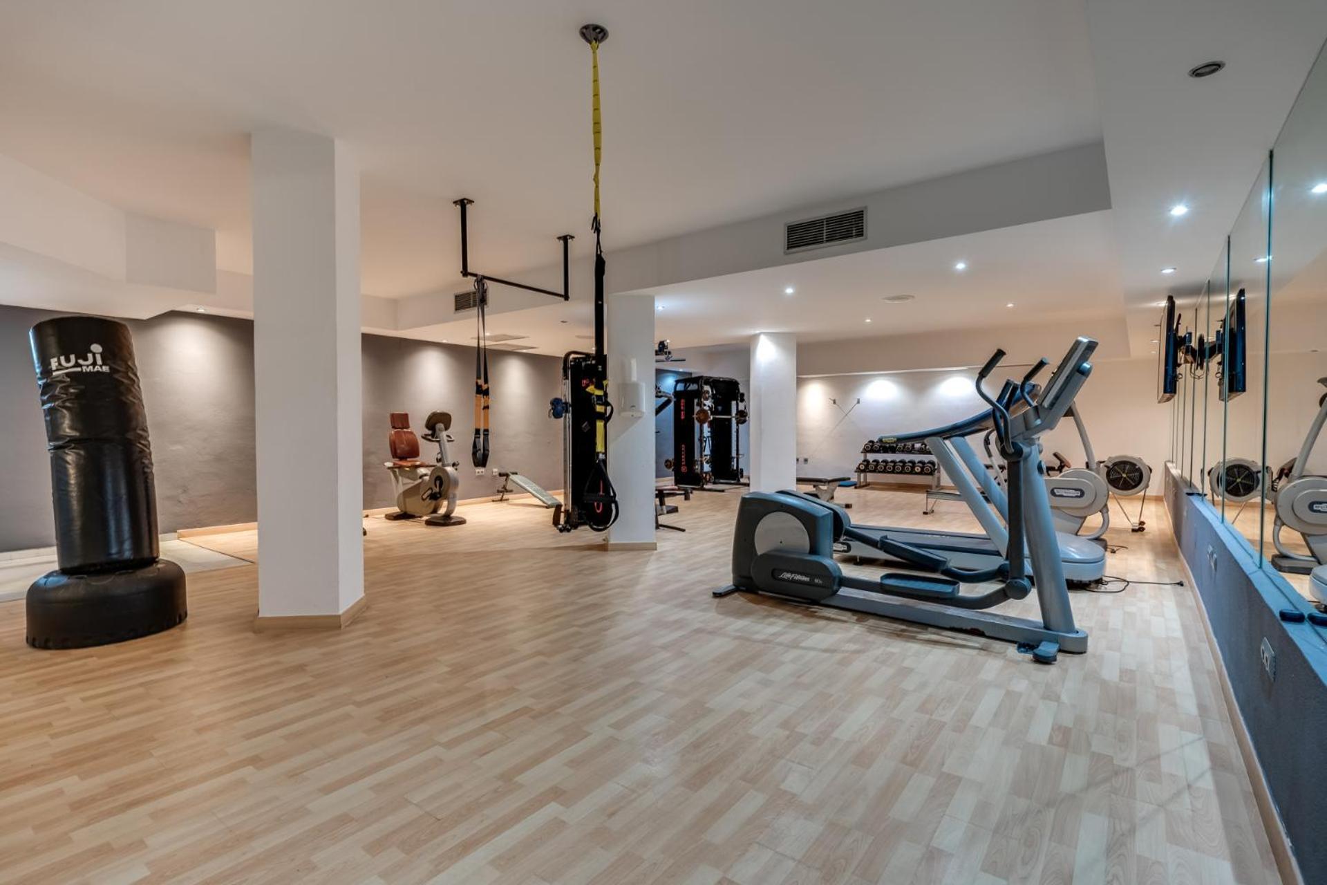 מארבלה Molo Residences Boutique Apartments & Spa מראה חיצוני תמונה