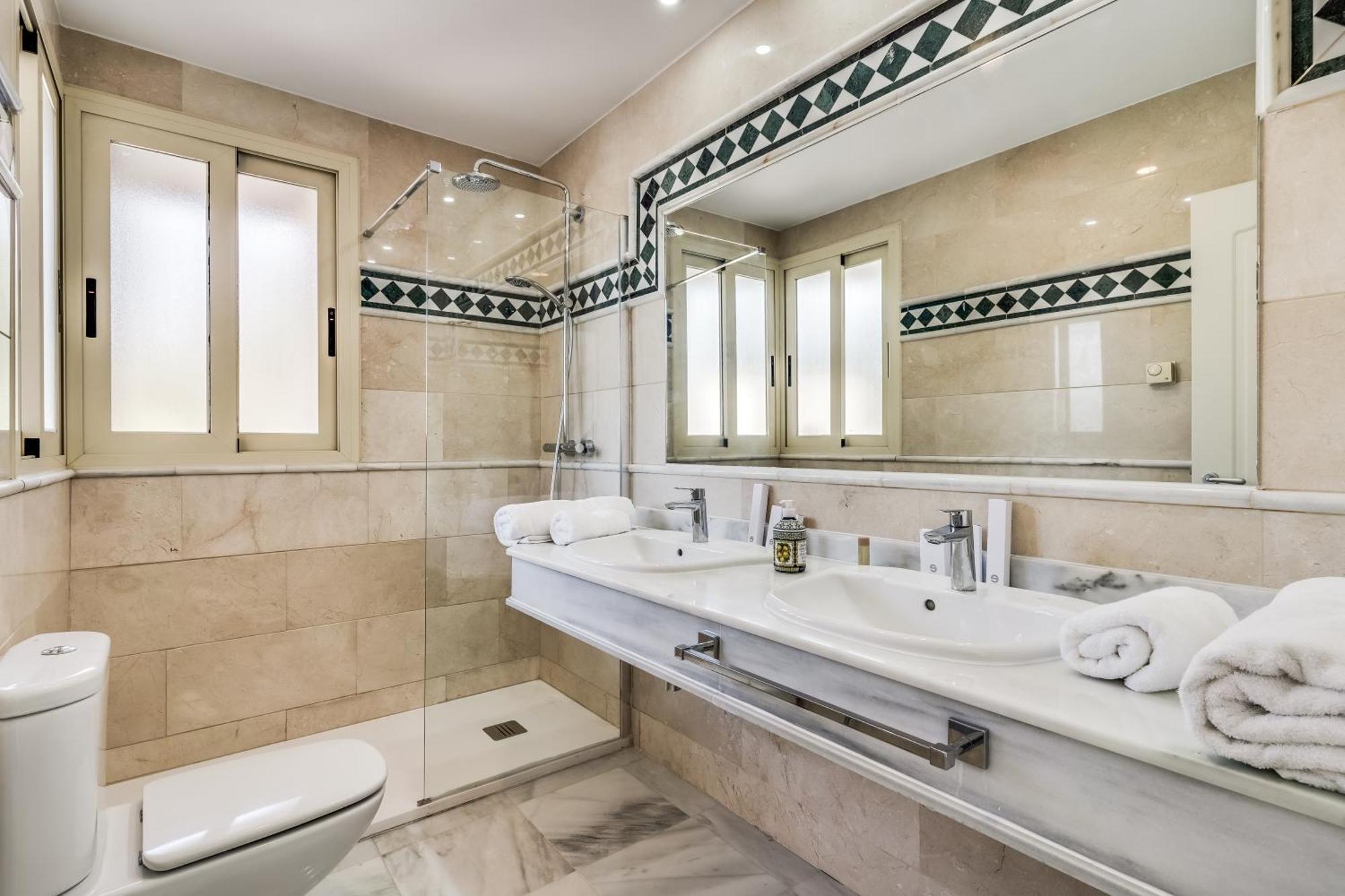 מארבלה Molo Residences Boutique Apartments & Spa מראה חיצוני תמונה