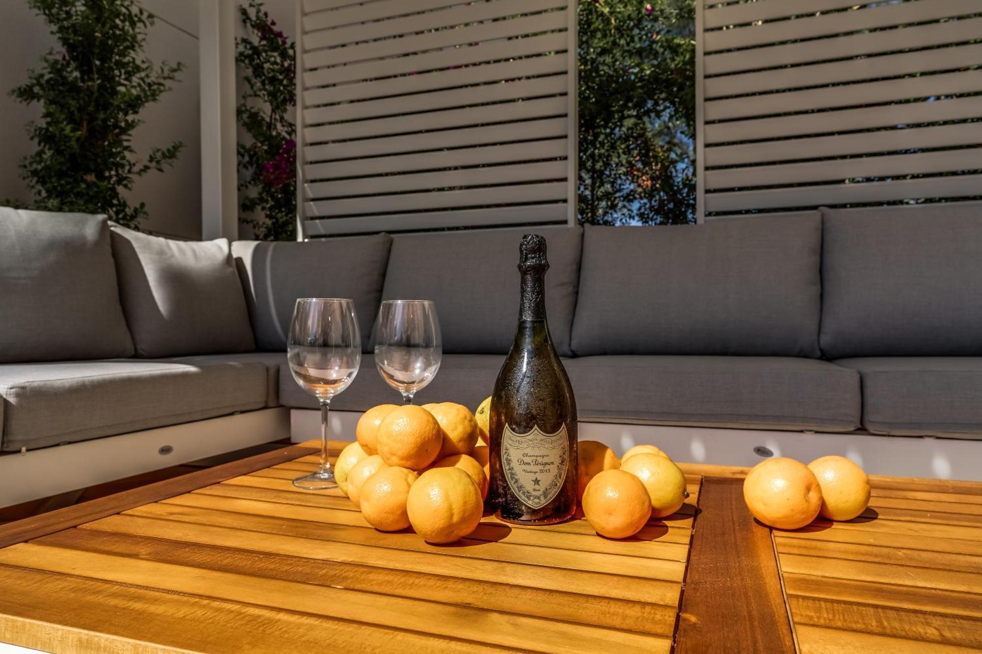 מארבלה Molo Residences Boutique Apartments & Spa מראה חיצוני תמונה