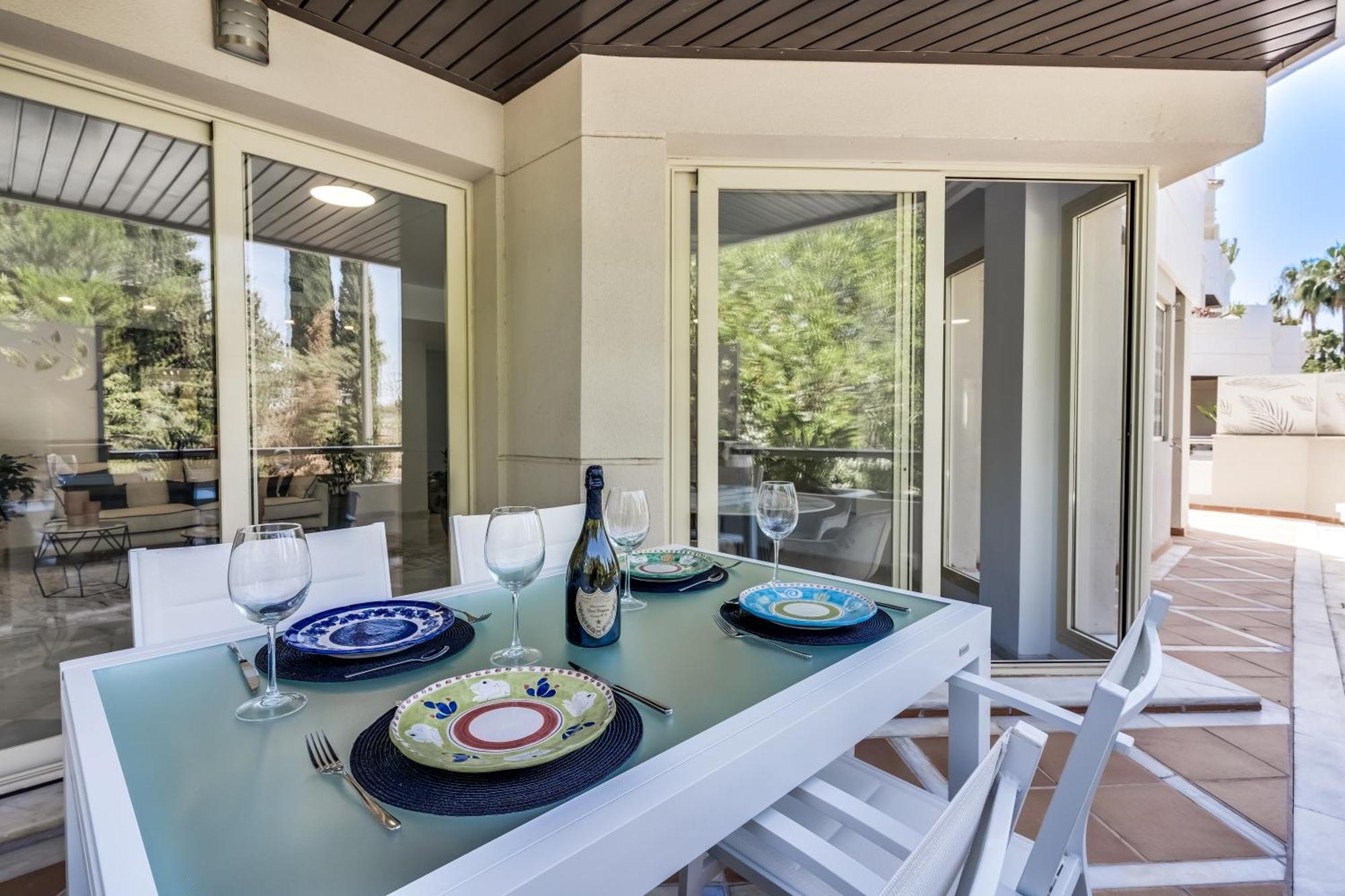 מארבלה Molo Residences Boutique Apartments & Spa מראה חיצוני תמונה
