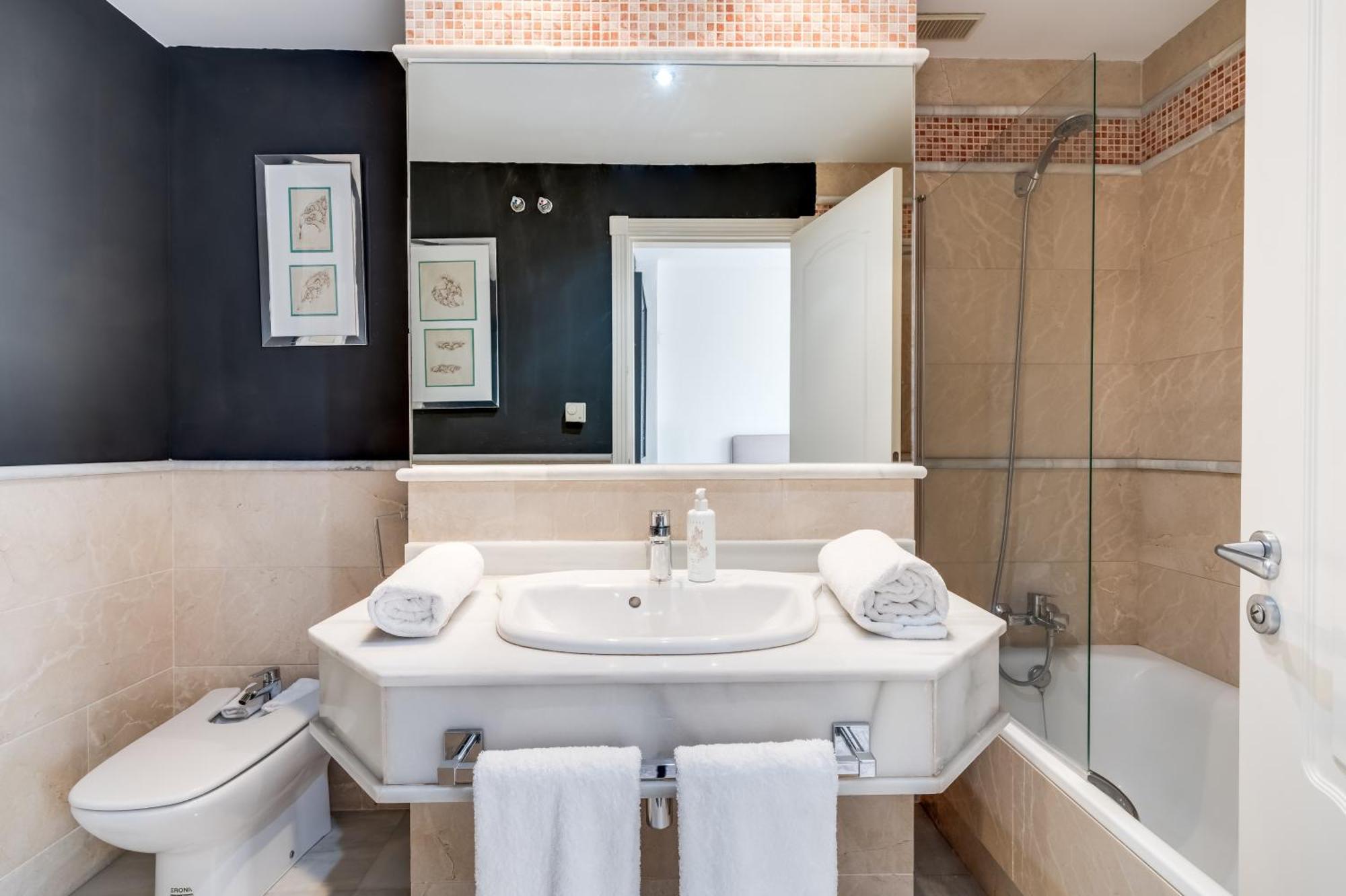 מארבלה Molo Residences Boutique Apartments & Spa מראה חיצוני תמונה